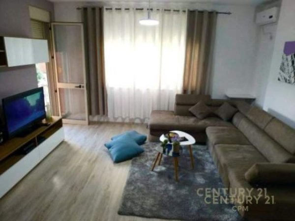 Tirane, shes apartament 79.000 Euro (astir)
