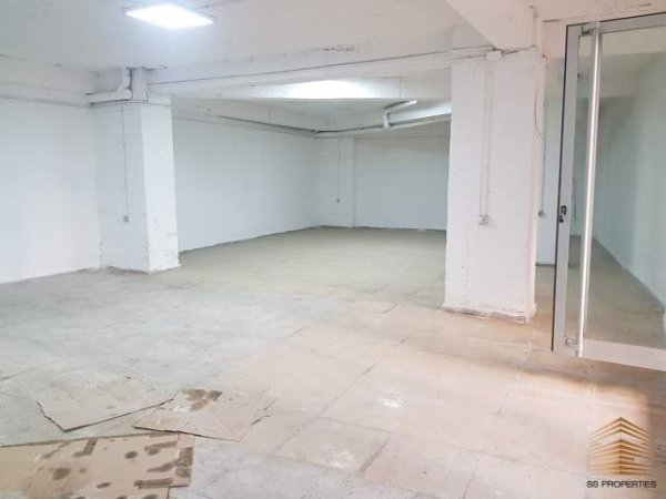 Tirane, shitet garazh Kati -1, 148 m² 49.000 Euro (sokrat miho)