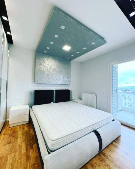 Tirane, shitet apartament Kati 3, 116 m² 250.000 Euro (kopshti botanik)