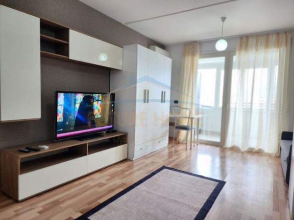 Tirane, shitet apartament 1+1 Kati 8, 45 m² 56.000 Euro (Unaza e Re)