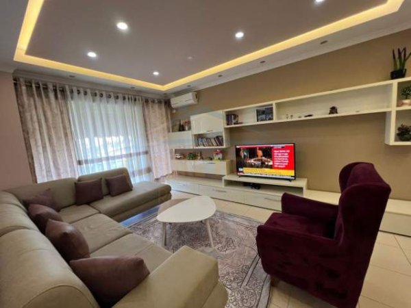 Tirane, shitet apartament 2+1+BLK Kati 2, 96 m² 105.000 Euro (Fresku)