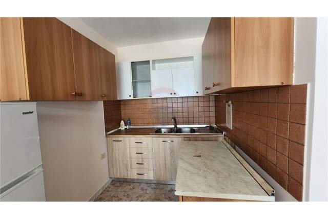 Tirane, shitet apartament 2+1+A+BLK Kati 4, 75 m² 125.000 Euro (Bulevardi Zogu i Pare)