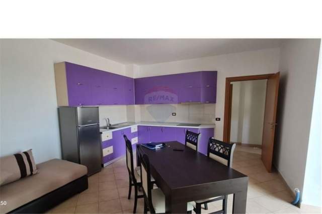 Tirane, shitet apartament 1+1 Kati 6, 74 m² 100.000 Euro (Komuna e Parisit)