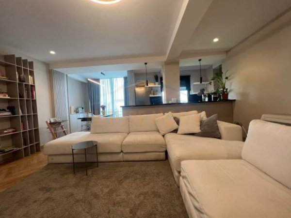 Tirane, shitet apartament Kati 8, 117 m² 170.000 Euro (Rruga e Kavajes)