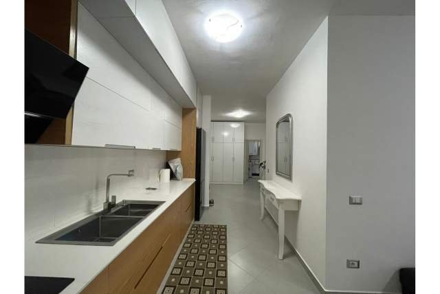 Tirane, ofert apartament Kati 2, 100 m² 105.000 Euro (Rruga Astrit Losha)