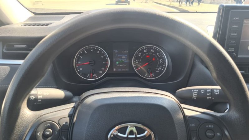 OKAZION - Shitet TOYOTA RAV4 2019, Automat, Benzine, 65000km, 24,500 Euro