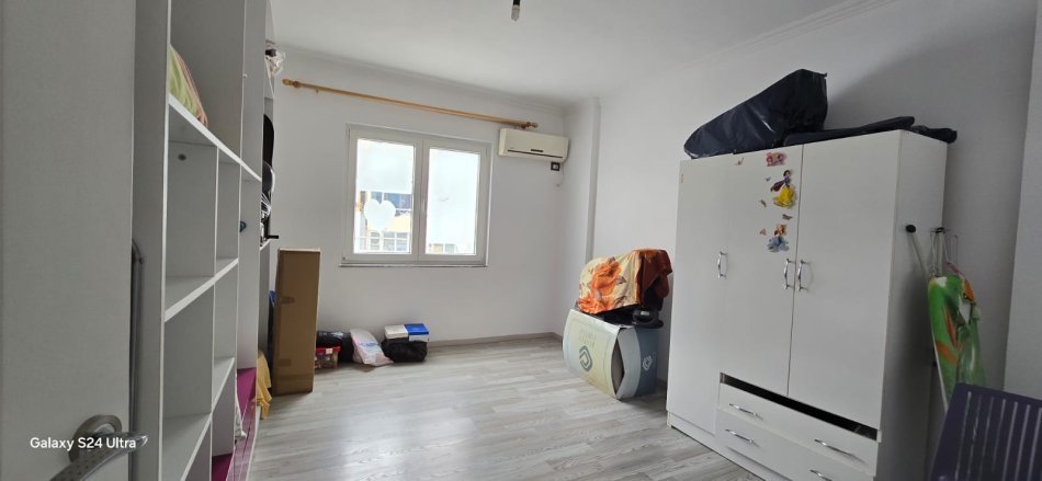 Tirane, shitet apartament 3+1+Ballkon Kati 9, 150 m² 370,000 € (Pazari i Ri