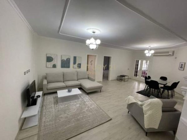 Tirane, shes apartament 2+1 125.000 Euro (don bosko)