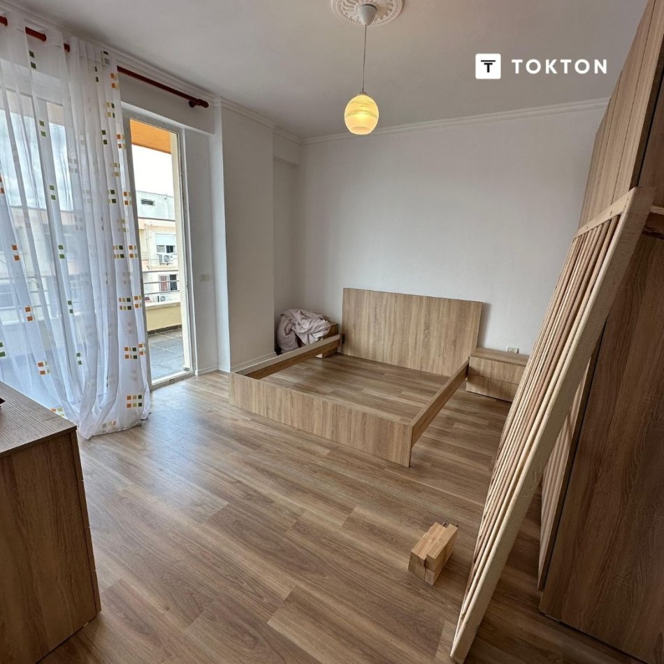 Tirane, shitet apartament 2+1 Kati 9, 102 m² 122.000 € (Astir)