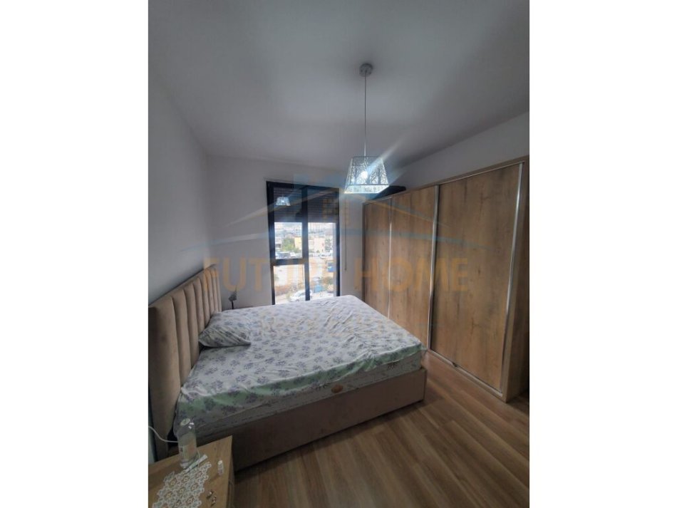 Tirane, jepet me qera apartament 2+1+Ballkon Kati 3, 98 m² 600 € (Kompleksi Erli)