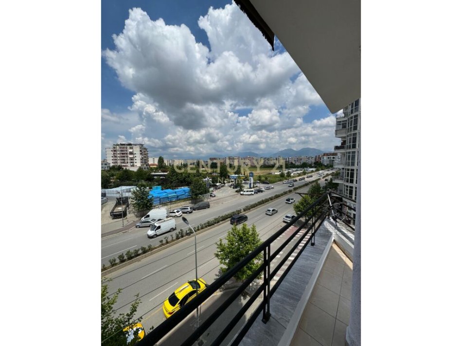 Tirane, shitet apartament 1+1 Kati 3, 87 m² 89.000 € 
