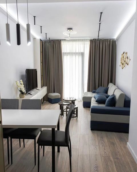 Tirane, jepet me qera apartament 1+1 , 70 m² 900 € (Rruga e Kosovareve)