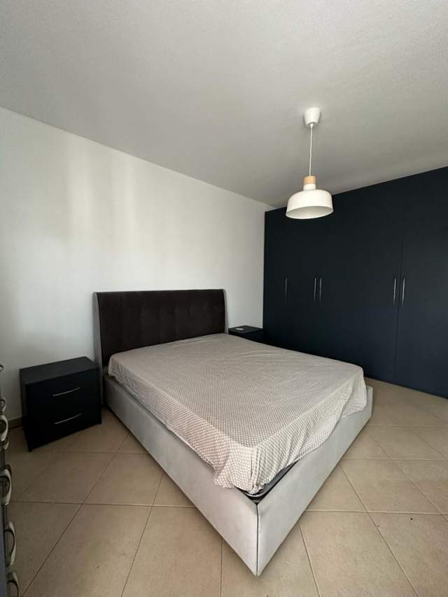 Tirane, jepet me qera apartament 1+1+BLK Kati 7, 74 m² 500 Euro (Frosina Plaku, Kompleksi Kontakt)