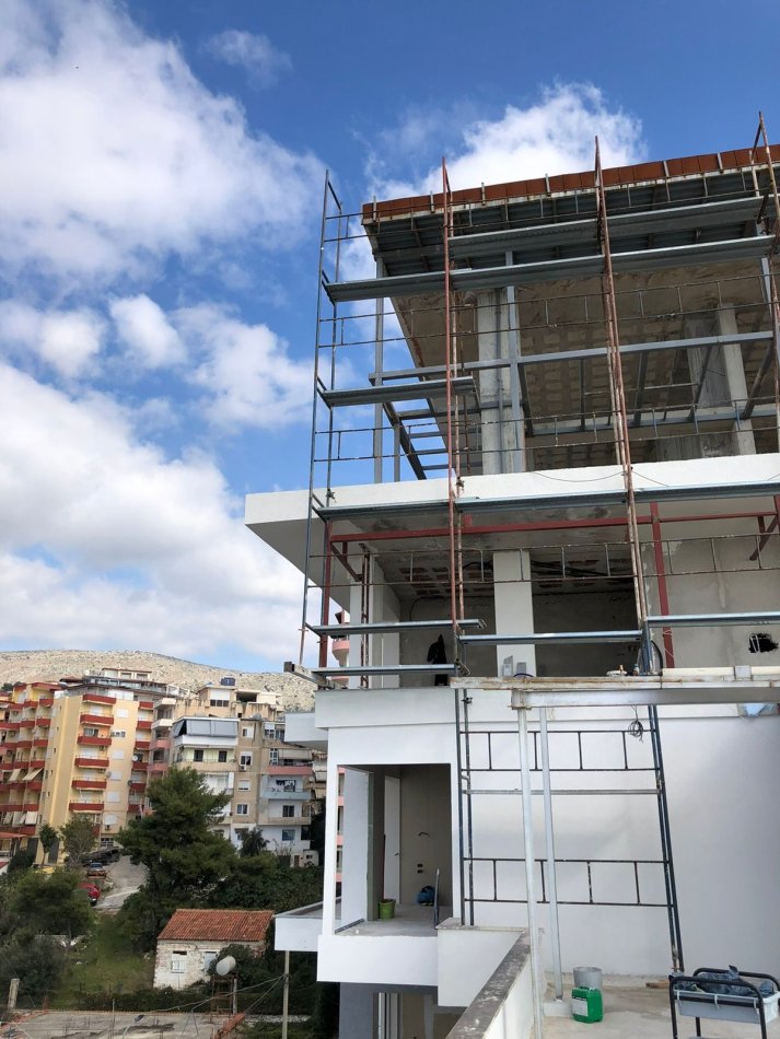 Sarande, Shitet biznesi skela ndertimi 55.000 € (Rr.Skenderbeu 88)