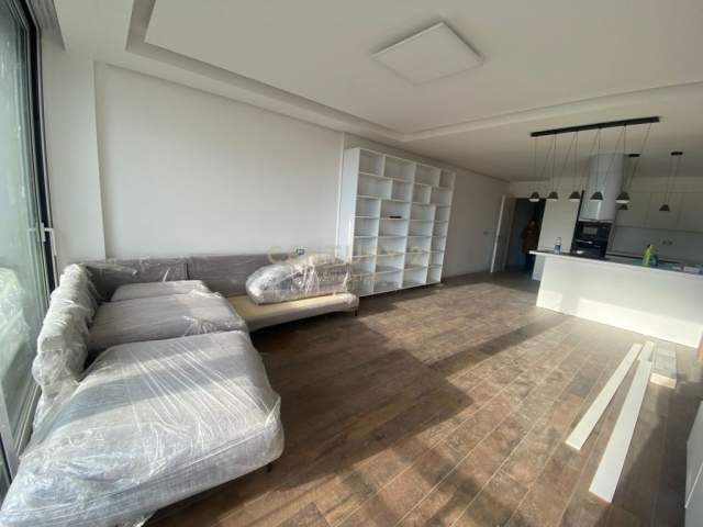 Tirane, jepet me qera apartament 3+1+A+BLK Kati 9, 153 m² 2.000 Euro (Ambasada Amerikane)