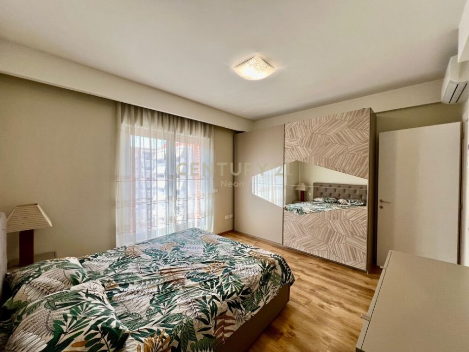 Tirane, jap me qera apartament 2+1+Ballkon, , 120 m² 1,200 € (Kompleksi Delijorgji)