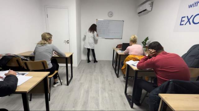 Tirane, ofrohet vend pune Mesuese e Gjuhes Gjermane