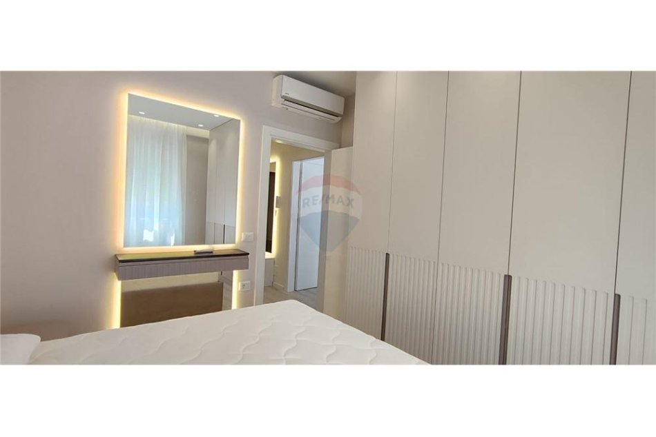 Tirane, jepet me qera apartament 1+1 Kati 4, 62 m² 500 € (Hasan Vogli - Rezidenca 3D)