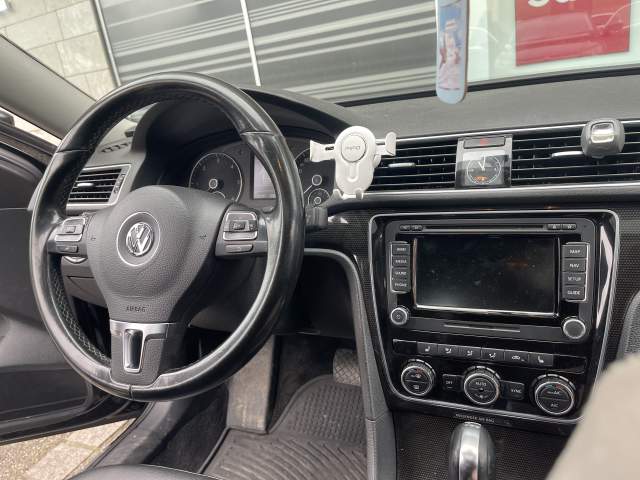 Tirane, shes makine Volkswagen Passat Viti2014 8200 euro