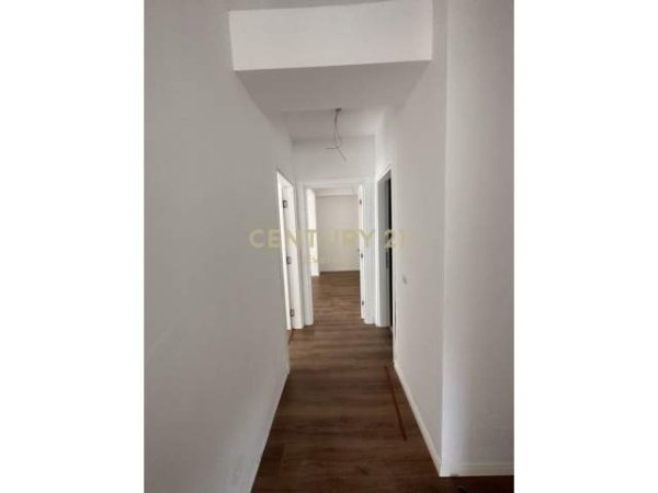 Tirane, shitet apartament 2+1+BLK Kati 2, 117 m² 165.000 Euro (Kodra e Diellit Residence)