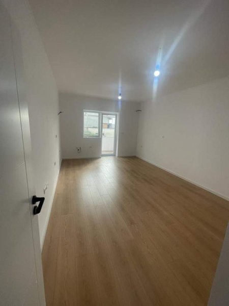Tirane, shitet apartament 2+1+BLK Kati 2, 80 m² 115.000 Euro (Rruga Freit Xhajko)