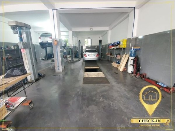 Tirane, shitet ambjent biznesi Kati 0, 2.190 m² 750.000 Euro (Kamez)
