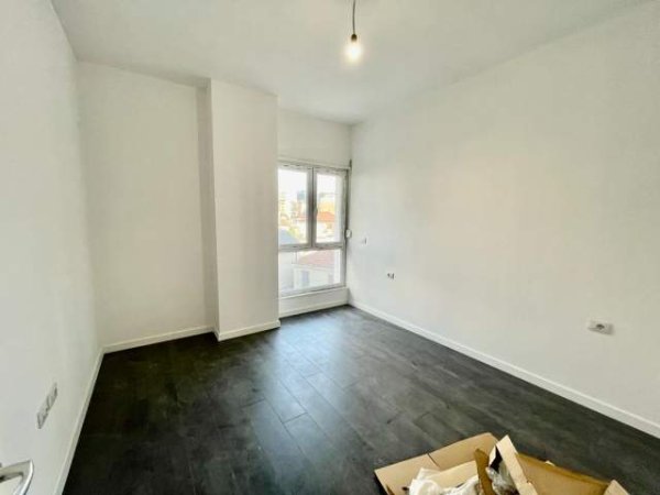 Tirane, shes apartament 1+1+BLK Kati 3, 64 m² 131.600 Euro (Rr Barrikadave)