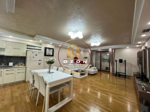 Tirane, shitet apartament 2+1 Kati 4, 130 m² 290.000 Euro (Ish statcioni trenit)