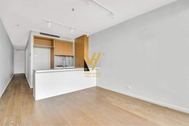 Tirane, shitet apartament 2+1 Kati 2, 119 m² 149.000 Euro (ISH FUSHA E AVIACIONIT)