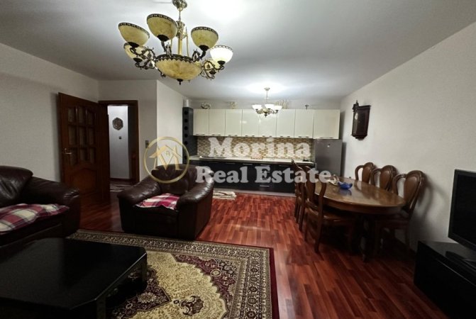 Tirane, jepet me qera apartament 2+1, Kati 5, 90 m² 450 € (Rruga Fortuzi)
