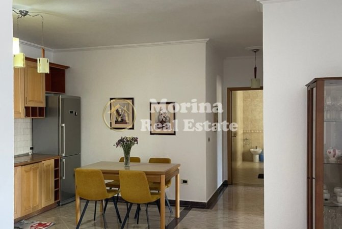 Tirane, jepet me qera apartament 2+1 Kati 8, 90 m² 800 € (Blloku)