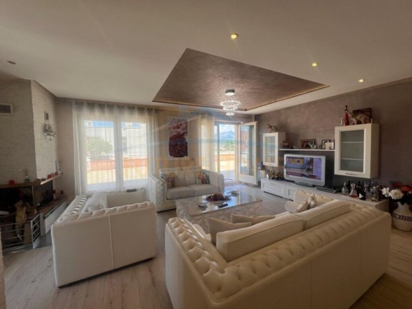 Tirane, shitet apartament 3+1, Kati 7, 139 m² 320,000 € (Tower Bridge 1)