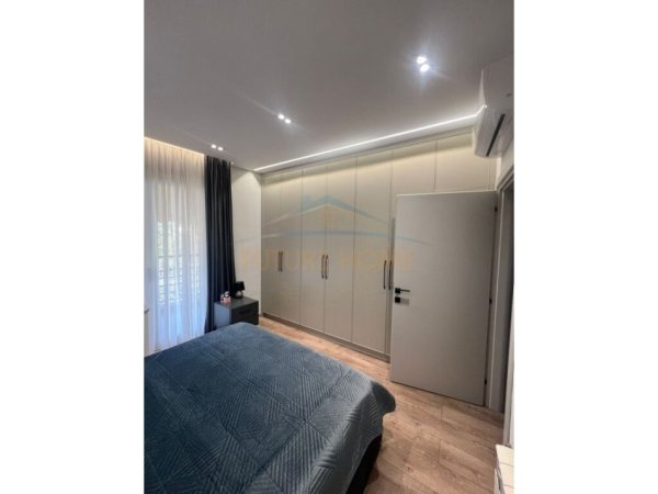 Tirane, shitet apartament duplex Dublex Kati 6, 130 m² 160.000 € (Fresku)