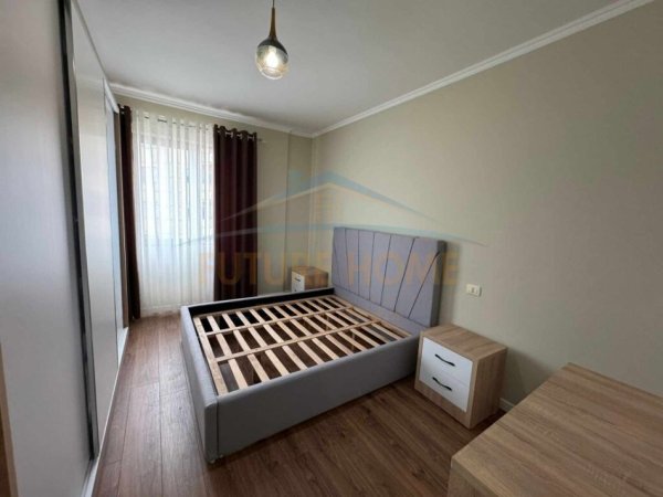Tirane, shitet apartament 2+1+Aneks+Ballkon Kati 7, 101 m² 136.000 € (Unaza e re)