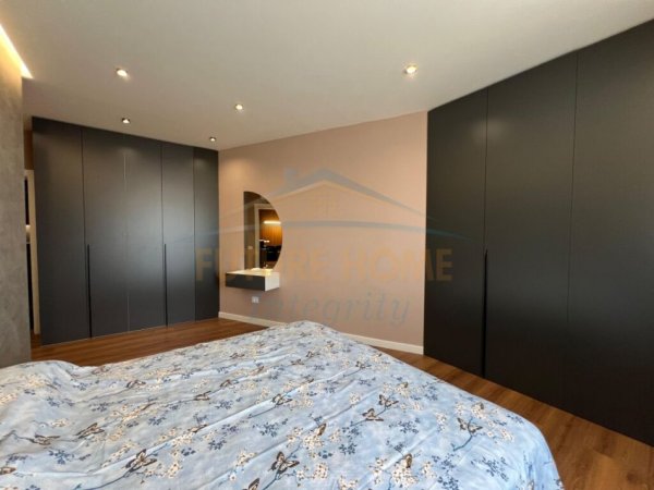 Tirane, shitet apartament 2+1 Kati 3, 126 m² 152.000 € (Rruga Kastriotet)