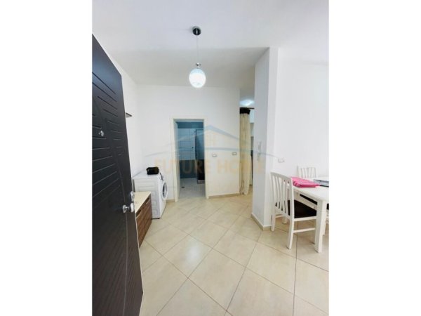 Tirane, jepet me qera apartament 1+1 Kati 2, 75 m² 400 € (KOPESHTI BOTANIK)