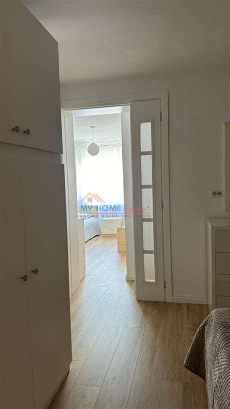 Tirane, jepet me qera apartament 2+1+Ballkon Kati 2, 100 m² 700 € (Rruga Sami Frasheri)