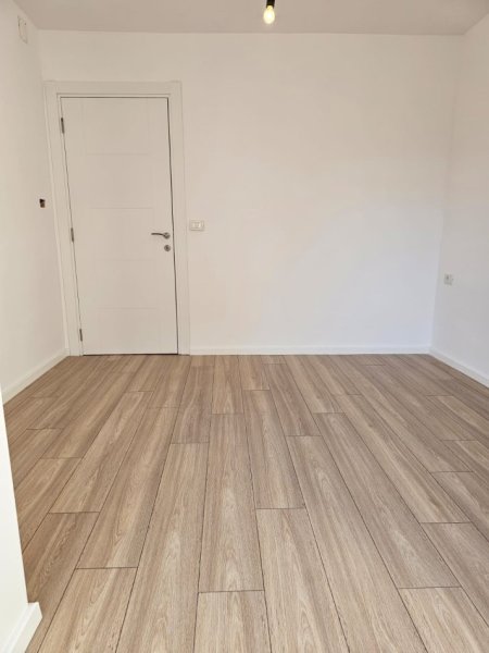 Tirane, shitet apartament 1+1 Kati 3, 51 m² 102.000 € (rr elbasanit)