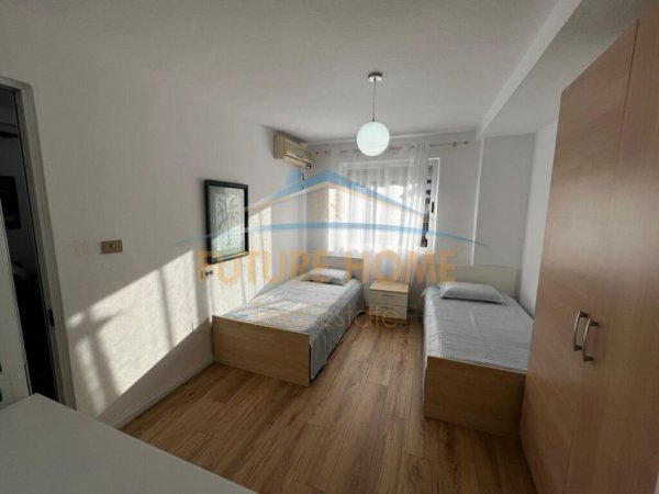 Tirane, jepet me qera apartament 2+1+Ballkon Kati 3, 85 m² 700 € (Sami Frasheri)