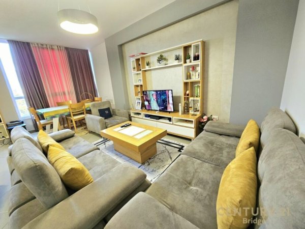 Tirane, shitet apartament 3+1 Kati 3, 125 m² 175.000 € (Kopshti Botanik bridge94995)