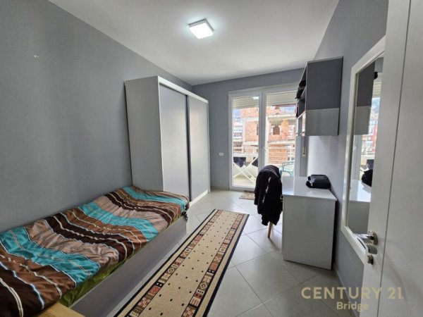 Tirane, shitet apartament 3+1 Kati 3, 125 m² 175.000 € (Kopshti Botanik bridge94995)