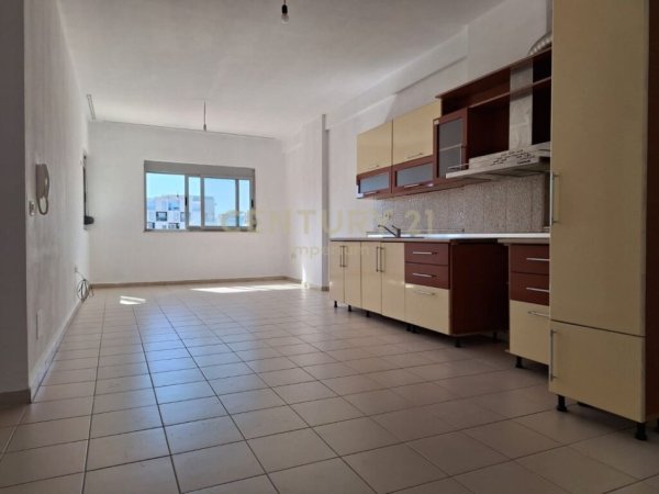 Tirane, shitet apartament 2+1 Kati 6, 106 m² 115.000 € (Astir IMP94955)