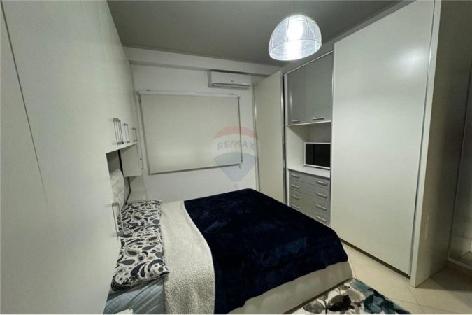 Tirane, jepet me qera apartament 2+1 Kati 1, 600 m² 600 € (rruga bill klinton)
