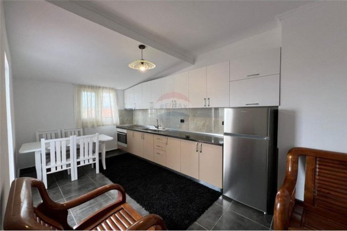 Tirane, jepet me qera apartament 2+1 Kati 3, 82 m² 450 € (rruga e dibres)