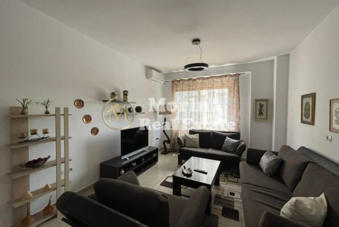 Tirane, jepet me qera apartament 2+1 Kati 4, 100 m² 600 € (Myslym Shyri)