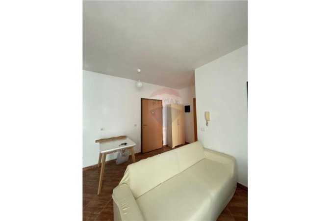 Tirane, jepet me qera apartament Kati 8, 72 m² 400 € 