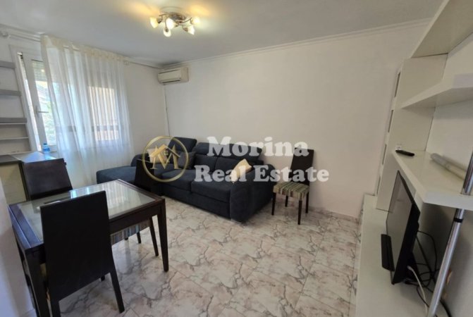 Tirane, shitet apartament 1+1 Kati 3, 50 m² 88.000 € (Xhamllik)