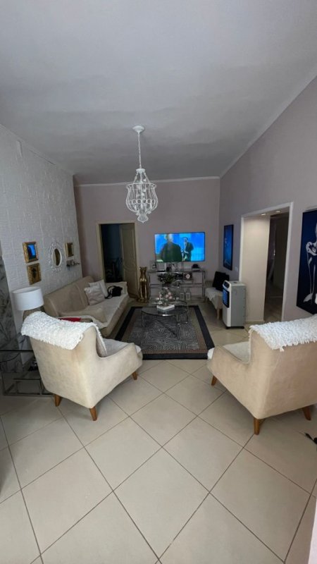 Tirane, jepet me qera apartament 2+1 Kati 1, 80 m² 600 € (Stadiumi Dinamo)