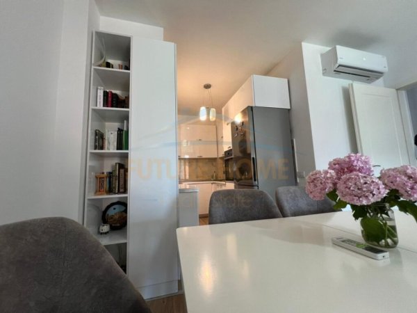Tirane, shes apartament 2+1+Aneks+Ballkon Kati 5, 105 m² 210.000 € (Astir, Unaza e RE)
