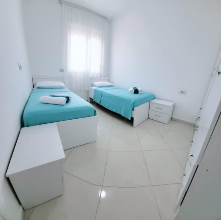 Tirane, jepet me qera apartament 1+1 Kati 6, 86 m² 400 € (Qsut)